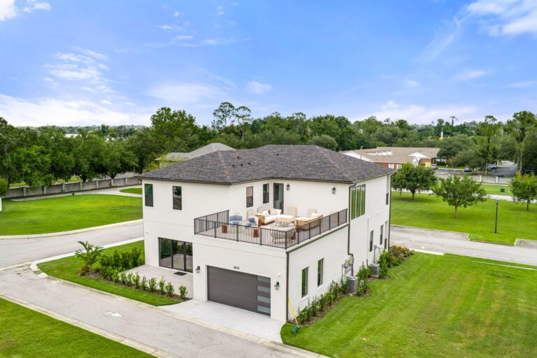 Antonia residence at Livingston Park — exterior photo 10
