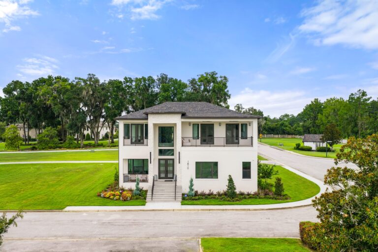 Antonia residence at Livingston Park — exterior photo 16