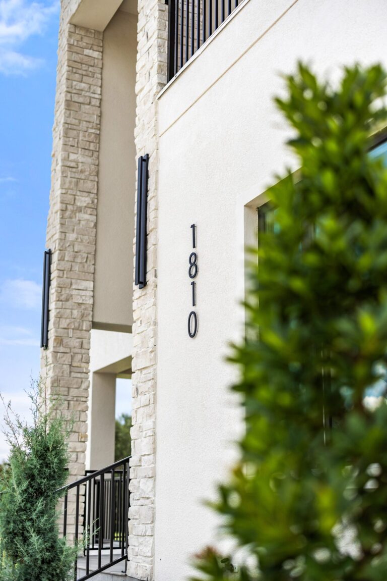 Antonia residence at Livingston Park — exterior photo 30