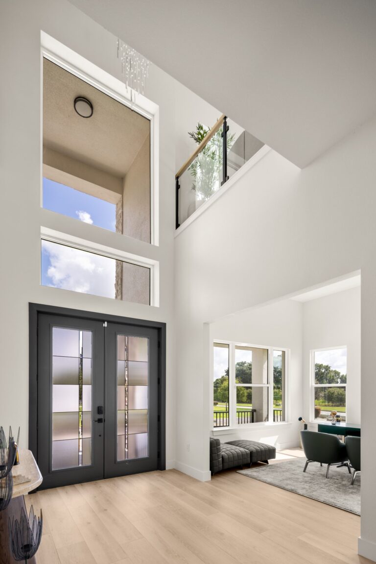 Antonia residence at Livingston Park — interior photo 2