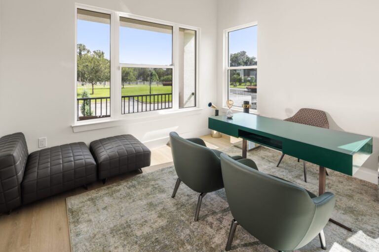 Antonia residence at Livingston Park — interior photo 8