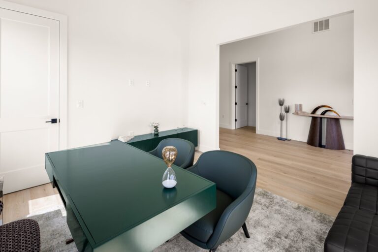 Antonia residence at Livingston Park — interior photo 10