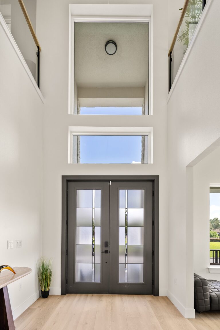 Antonia residence at Livingston Park — interior photo 11