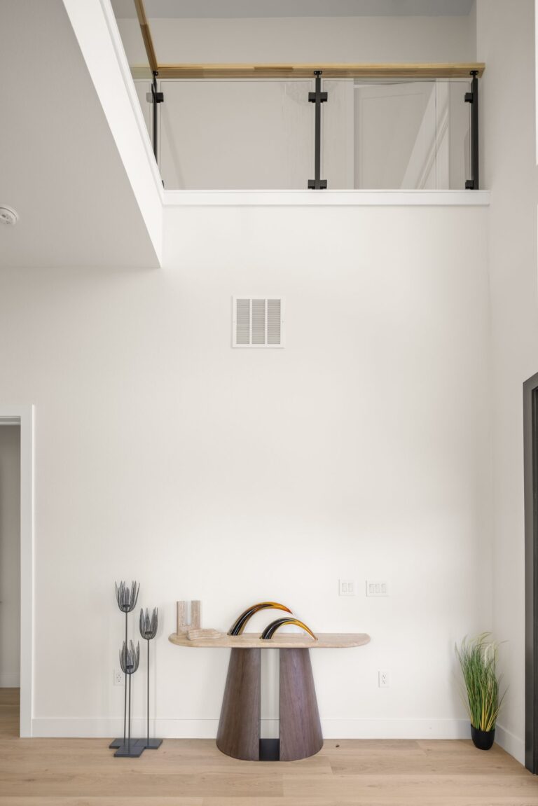 Antonia residence at Livingston Park — interior photo 13