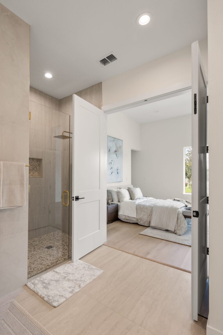 Antonia residence at Livingston Park — interior photo 24