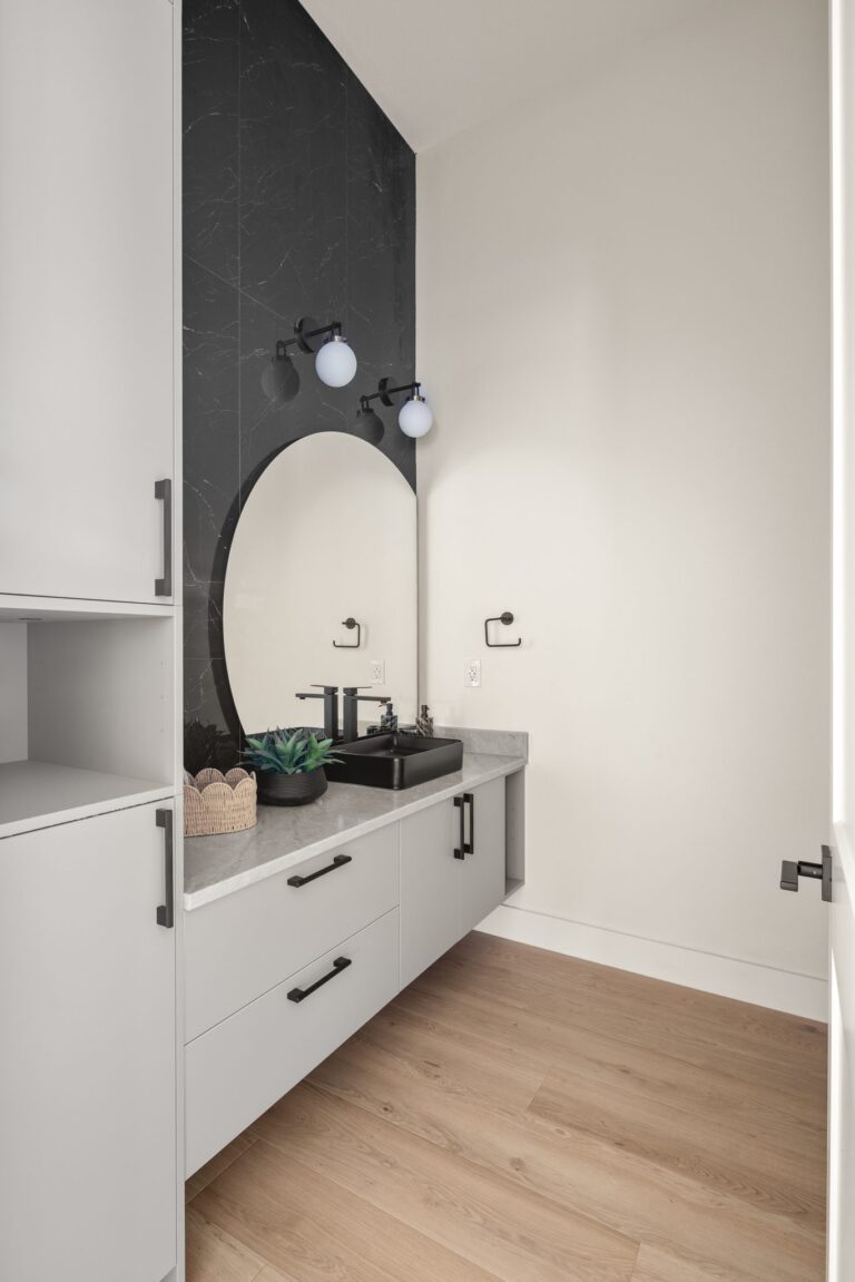 Antonia residence at Livingston Park — interior photo 25