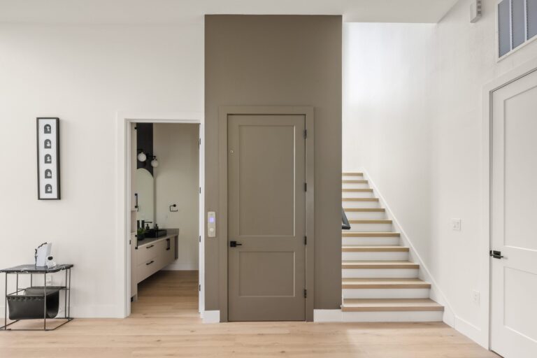 Antonia residence at Livingston Park — interior photo 28