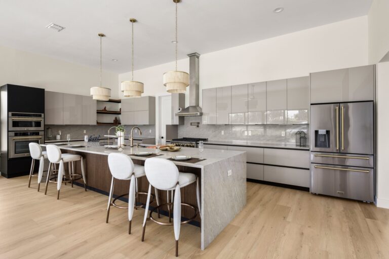 Antonia residence at Livingston Park — interior photo 34