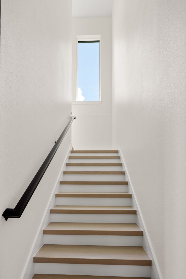 Antonia residence at Livingston Park — interior photo 47