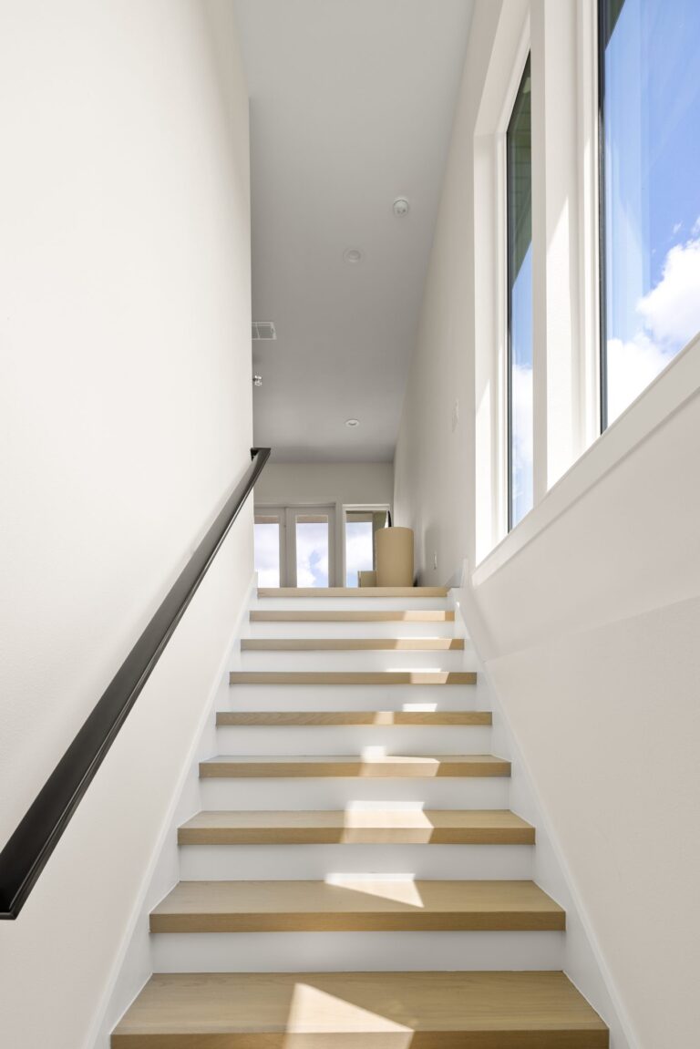 Antonia residence at Livingston Park — interior photo 48