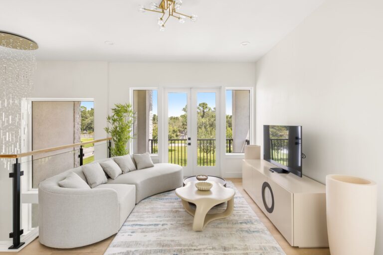 Antonia residence at Livingston Park — interior photo 50