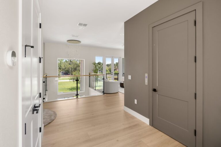 Antonia residence at Livingston Park — interior photo 64
