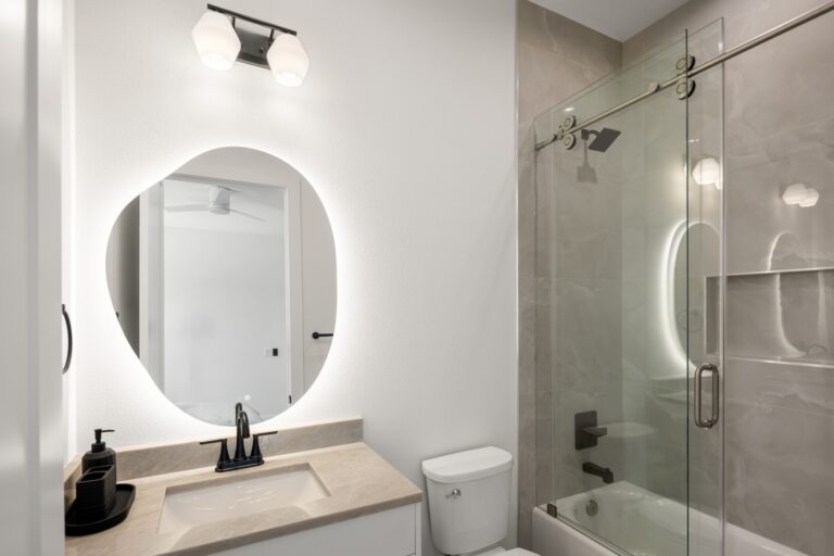 Antonia residence at Livingston Park — interior photo 73