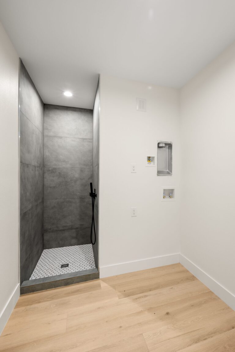 Antonia residence at Livingston Park — interior photo 82