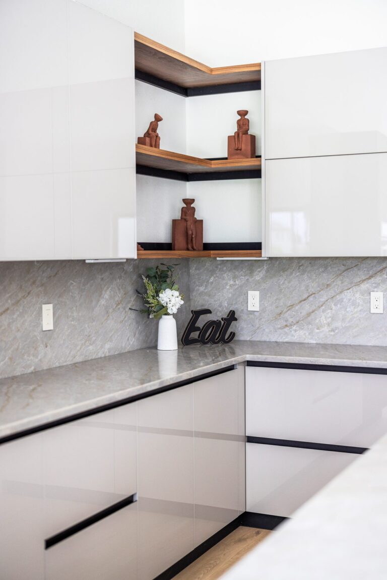 Antonia residence at Livingston Park — interior photo 104